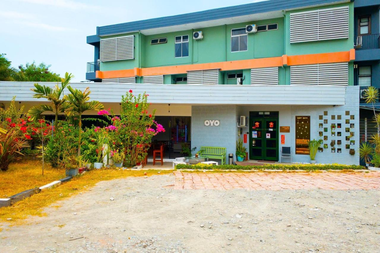 Oyo 89603 Treeline Urban Inn Kota Kinabalu Luaran gambar